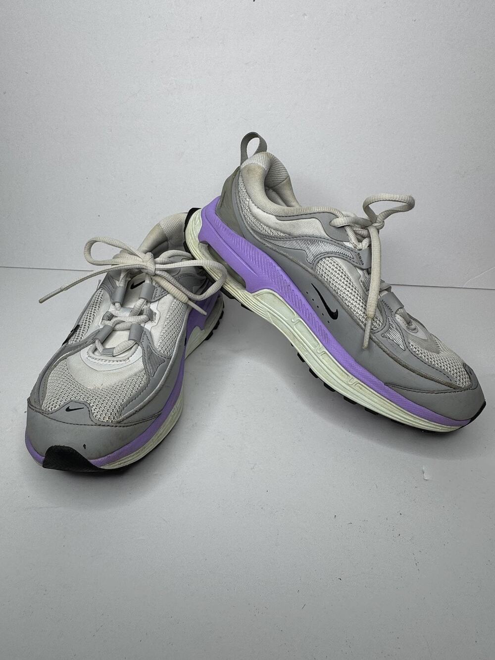 Nike Air Max Genome Shoes Womens Size 8 Gray White Purple Mesh Running Sneakers
